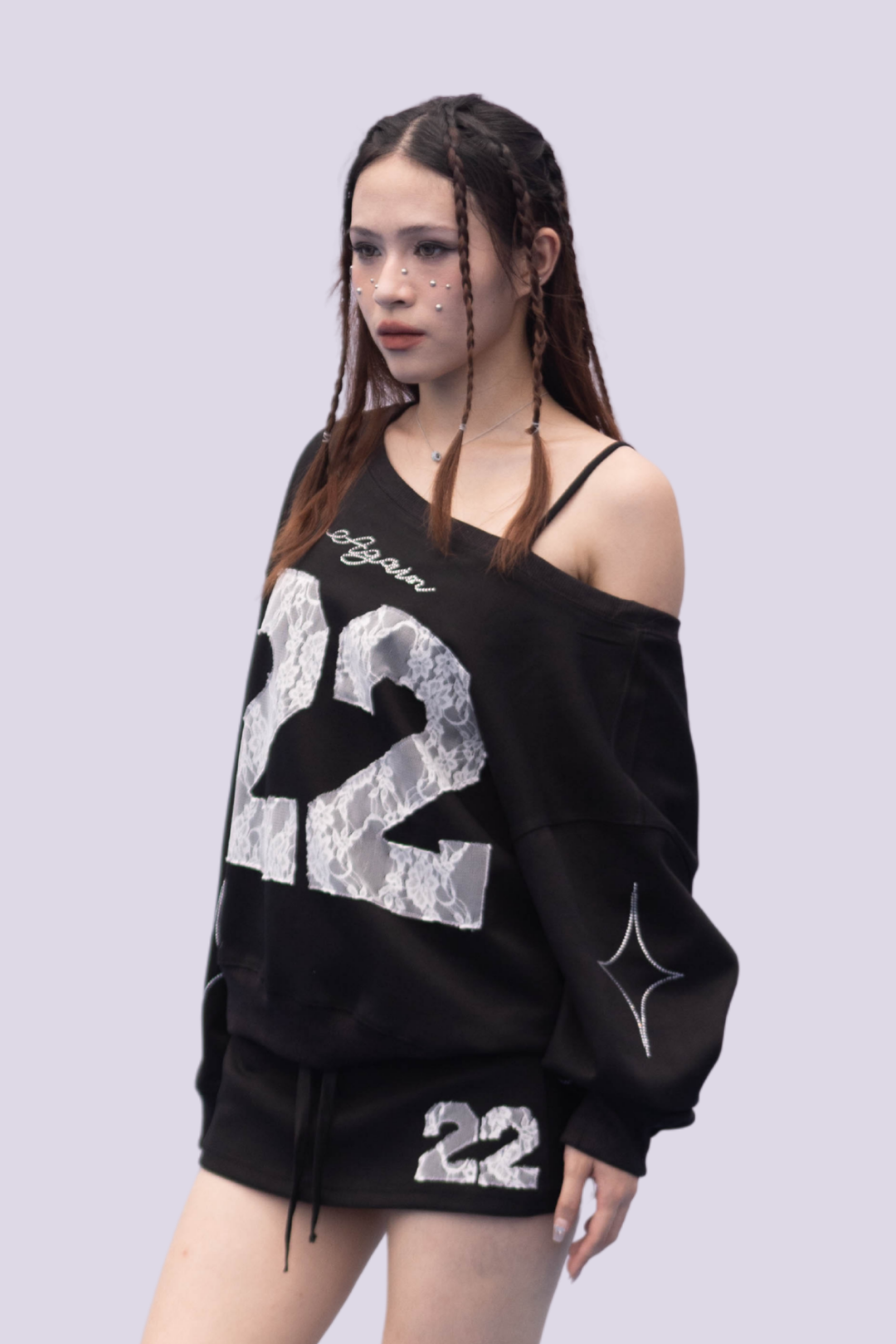 BLACK LONG SLEEVE WITH LACE