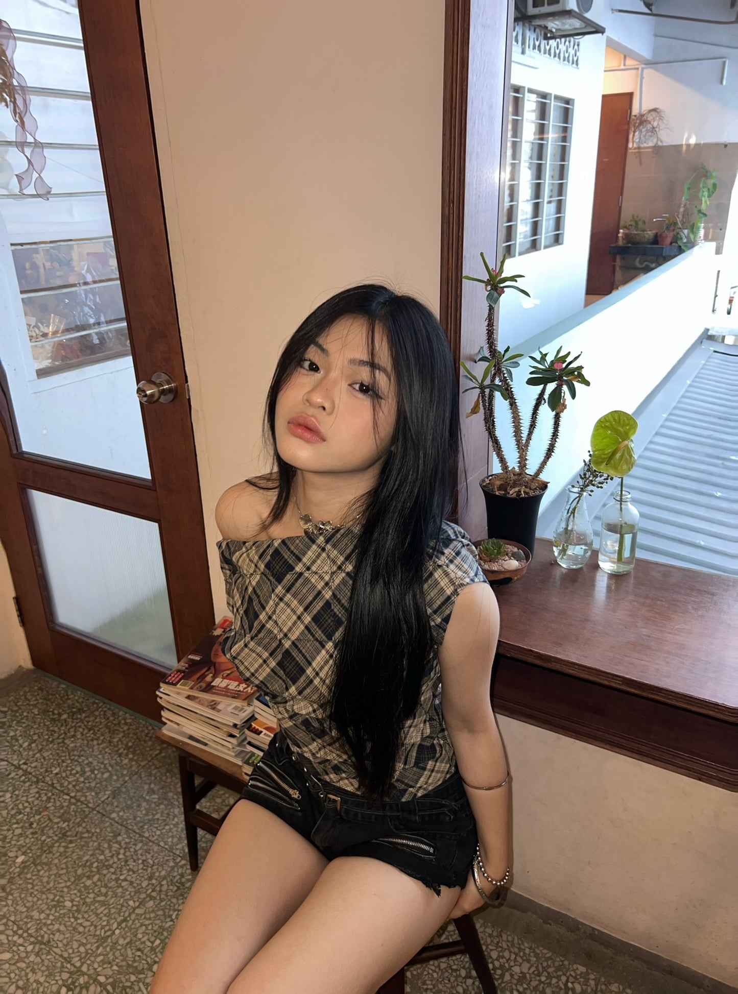 CHECK OFF SHOULDER TOP (RED)
